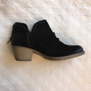 earth origins amanda booties